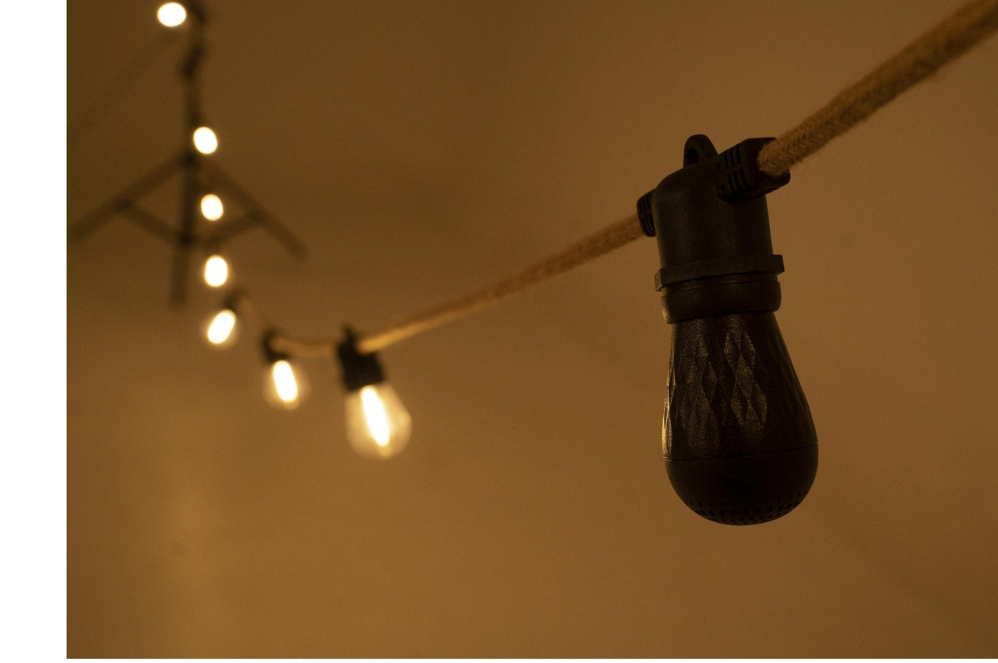 String Light with Speaker